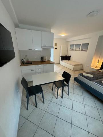 Apartamento Cozy Flat Near Tivoli Park With Free Parking Liubliana Exterior foto