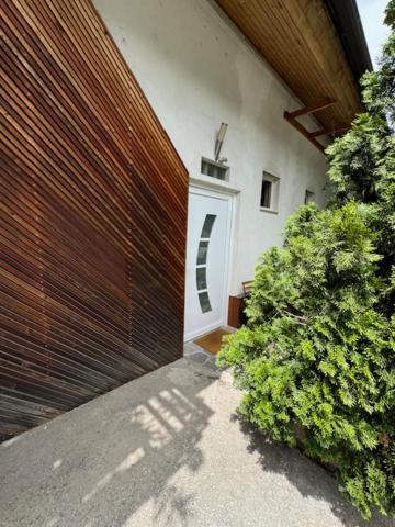 Apartamento Cozy Flat Near Tivoli Park With Free Parking Liubliana Exterior foto